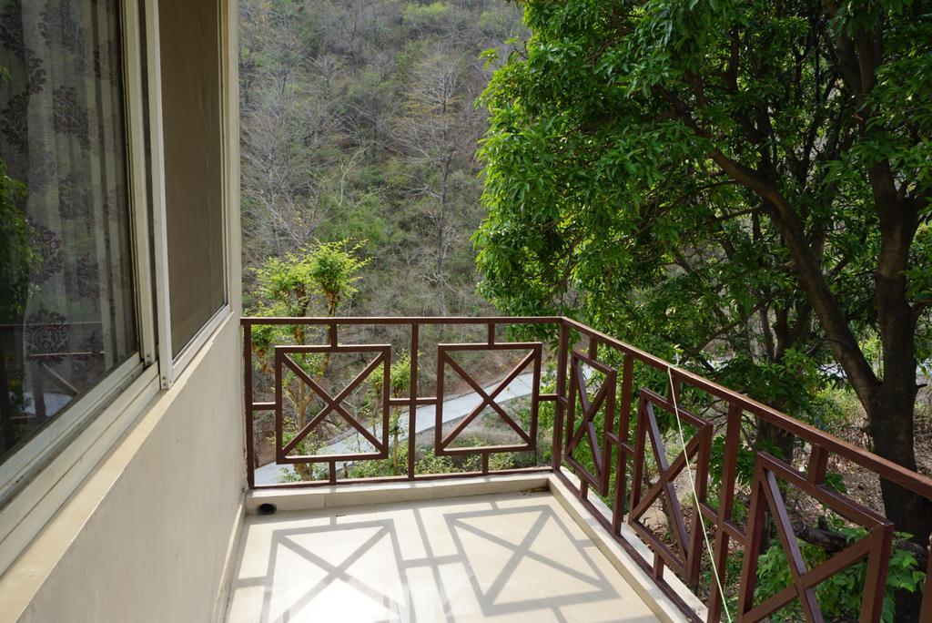 Nishant Garden Resort Rishikesh Bagian luar foto